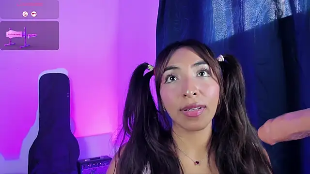 Snapshot of Leticia_brownn1 chatting on March 15, 2:12 pm Leticia brownn1 online show from March 15, 2:12 pm