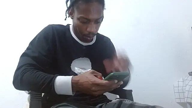 Larry-n-clouds online show from February 25, 2:54 am