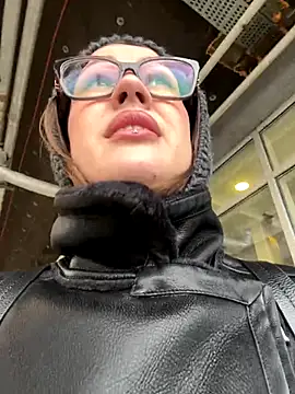 Snapshot of RinaCat chatting on November 3, 5:31 am RinaCat online show from November 3, 5:31 am