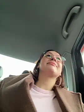 RinaCat online show from March 26, 5:13 am