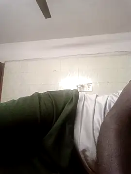 Snapshot of TamizhanKishwin7 chatting on December 16, 12:26 am TamizhanKishwin7 online show from December 16, 12:26 am