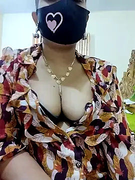 Ameera19 online show from February 8, 10:50 am