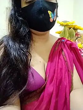 Snapshot of Ameera19 chatting on June 10, 12:00 am Ameera19 online show from June 10, 12:00 am