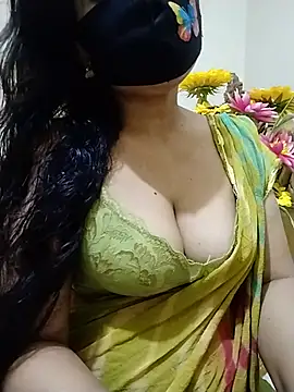 Snapshot of Ameera19 chatting on July 14, 9:31 pm Ameera19 online show from July 14, 9:31 pm