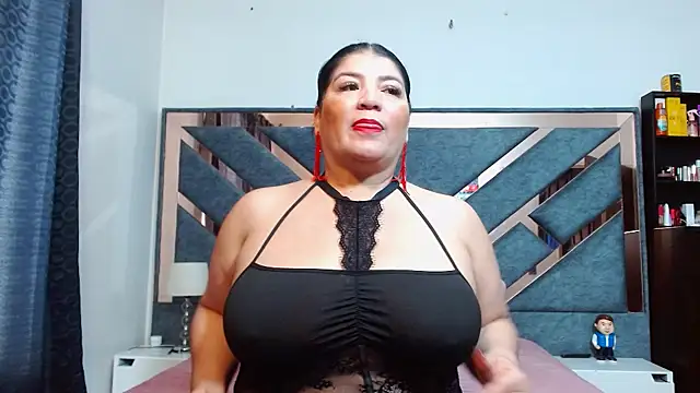 Snapshot of KarlaTesg chatting on June 27, 12:22 pm KarlaTesg online show from June 27, 12:22 pm