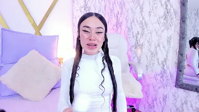 Athziry  online show from December 6, 4:47 am