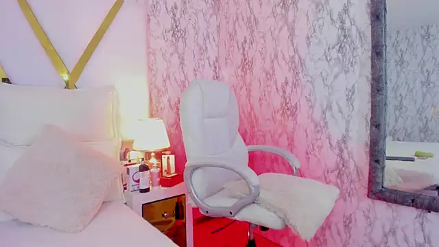 Athziry  online show from December 13, 12:42 am