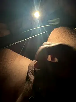 Snapshot of AreiasTuga chatting on November 25, 11:05 pm AreiasTuga online show from November 25, 11:05 pm