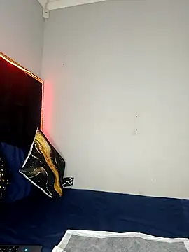 DarkButterfly99 online show from September 11, 2:33 am