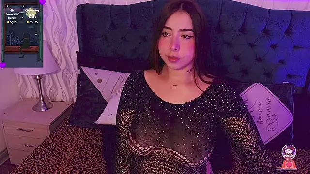 Snapshot of ANNE_HONEY55 chatting on December 15, 9:19 pm ANNE HONEY55 online show from December 15, 9:19 pm