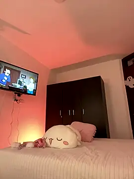 montmariana online show from October 12, 11:37 pm