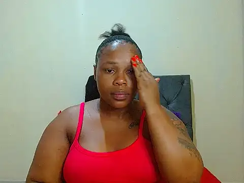 Snapshot of curvycloe1 chatting on March 5, 8:53 pm curvycloe1 online show from March 5, 8:53 pm