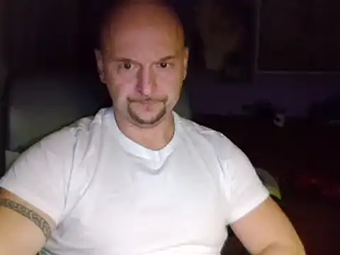 Snapshot of Sports-beast chatting on January 24, 9:37 pm Sports-beast online show from January 24, 9:37 pm