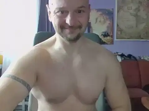 Snapshot of Sports-beast chatting on February 13, 7:13 am Sports-beast online show from February 13, 7:13 am