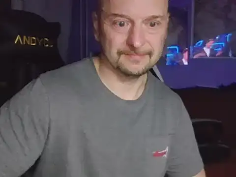 Snapshot of Sports-beast chatting on March 15, 8:32 pm Sports-beast online show from March 15, 8:32 pm