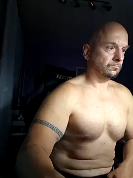 Snapshot of Sports-beast chatting on September 8, 7:02 pm Sports-beast online show from September 8, 7:02 pm