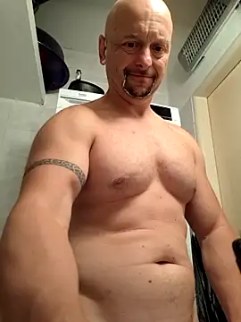 Snapshot of Sports-beast chatting on September 11, 8:42 pm Sports-beast online show from September 11, 8:42 pm