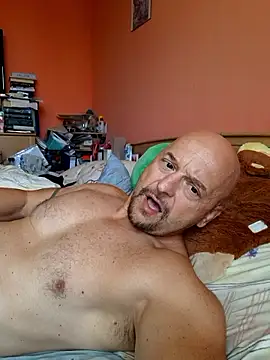 Snapshot of Sports-beast chatting on September 17, 9:00 am Sports-beast online show from September 17, 9:00 am