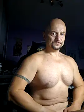 Snapshot of Sports-beast chatting on September 27, 8:14 pm Sports-beast online show from September 27, 8:14 pm