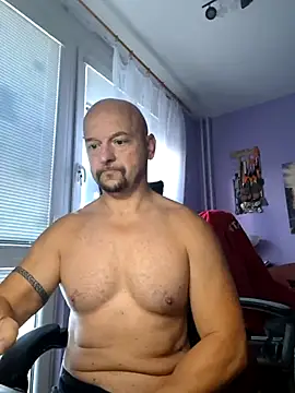 Snapshot of Sports-beast chatting on September 29, 6:18 am Sports-beast online show from September 29, 6:18 am