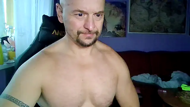 Snapshot of Sports-beast chatting on November 1, 5:53 am Sports-beast online show from November 1, 5:53 am