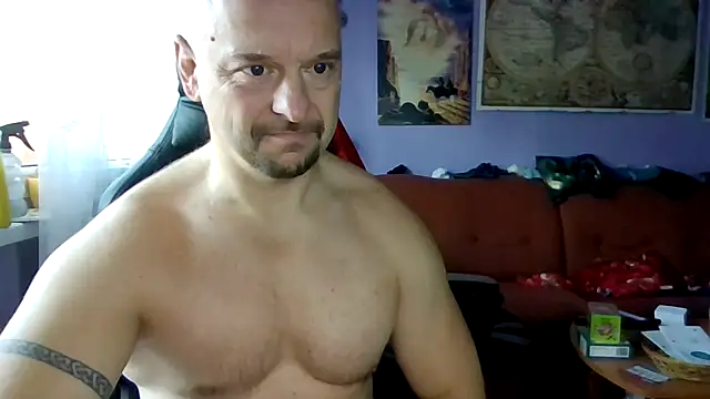 Snapshot of Sports-beast chatting on November 12, 6:47 am Sports-beast online show from November 12, 6:47 am