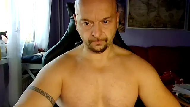 Snapshot of Sports-beast chatting on November 19, 7:08 am Sports-beast online show from November 19, 7:08 am