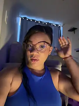ashley Tompson1 online show from June 9, 11:33 am