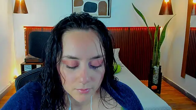 KatherineBond online show from October 9, 7:56 pm