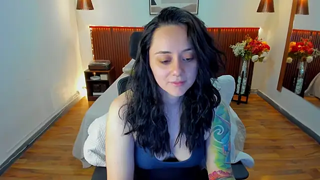 KatherineBond online show from August 6, 6:21 pm