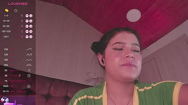 Sofi Blossom online show from February 2, 2:48 am