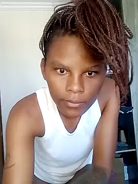 kelsie421 online show from January 1, 5:43 am