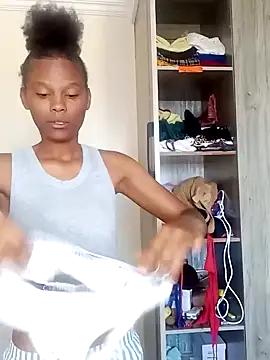 kelsie421 online show from January 8, 5:59 am