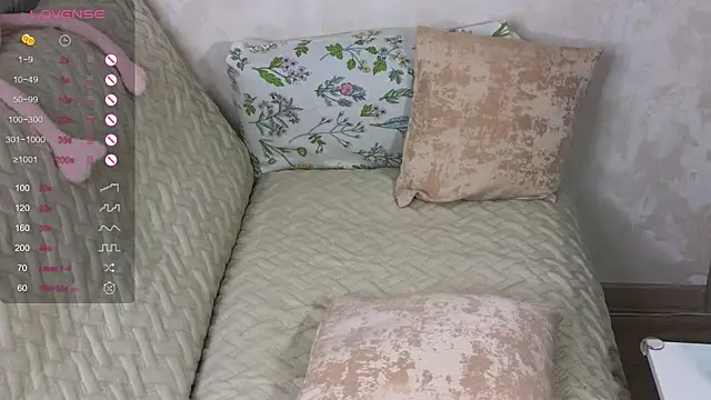 TrissMerigold9 online show from January 20, 11:21 pm