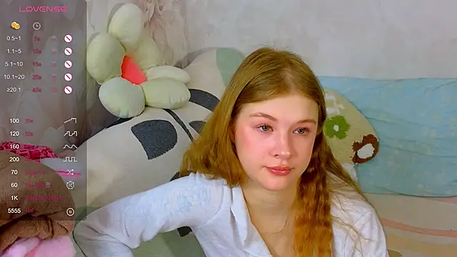 TrissMerigold9 online show from October 31, 9:32 am