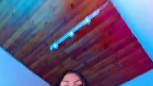 AnnaliOlsenX online show from December 29, 7:53 pm