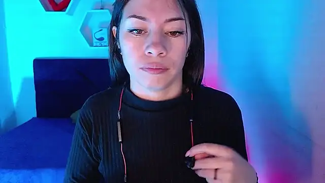 AnnaliOlsenX online show from December 30, 5:23 pm