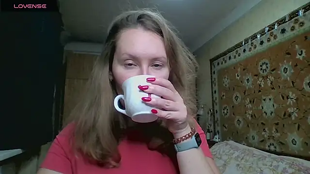 Snapshot of AnnaXLovers chatting on November 11, 4:29 pm AnnaXLovers online show from November 11, 4:29 pm