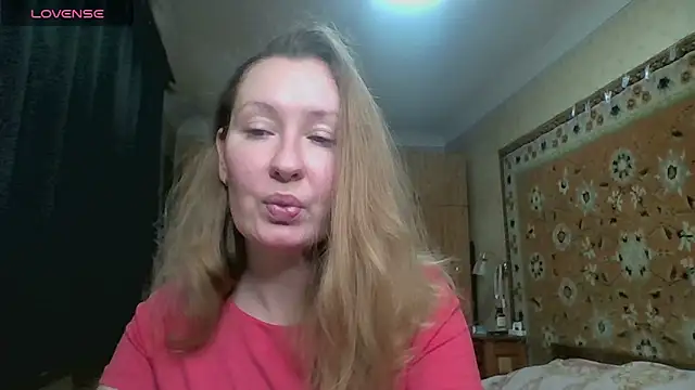 Snapshot of AnnaXLovers chatting on November 28, 8:50 am AnnaXLovers online show from November 28, 8:50 am