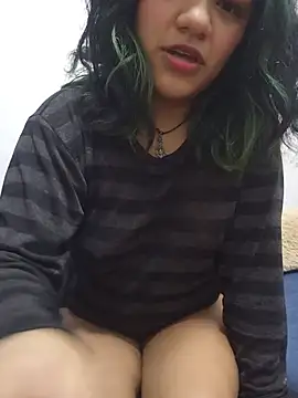 Snapshot of sivi22 chatting on August 1, 4:39 pm sivi22 online show from August 1, 4:39 pm