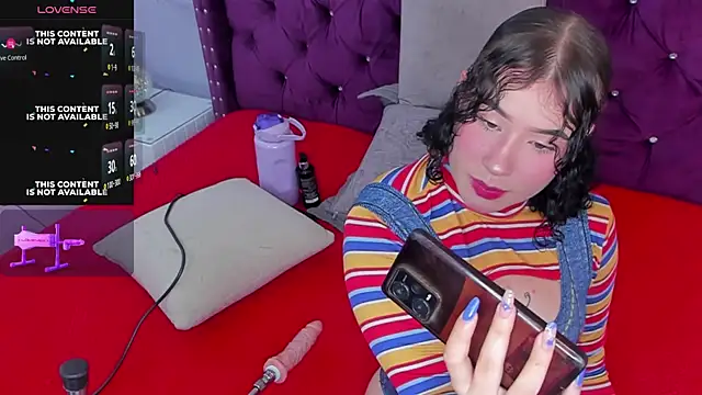 Snapshot of Danee_19_ chatting on February 2, 12:13 pm Danee 19 online show from February 2, 12:13 pm