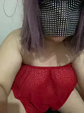 Snapshot of matmazel7777 chatting on February 2, 1:23 am matmazel7777 online show from February 2, 1:23 am