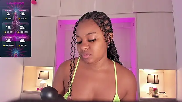 tamaraa smiith online show from December 30, 11:48 am