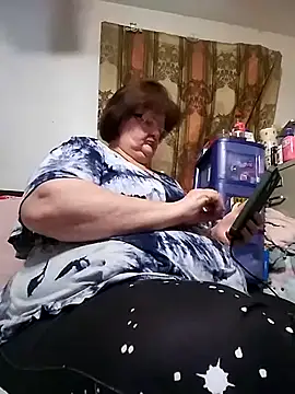 Bayou Woman68 online show from April 8, 2:39 pm