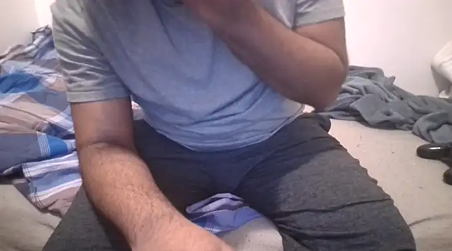 Snapshot of Indianluckyboytits chatting on December 19, 8:34 pm Indianluckyboytits online show from December 19, 8:34 pm