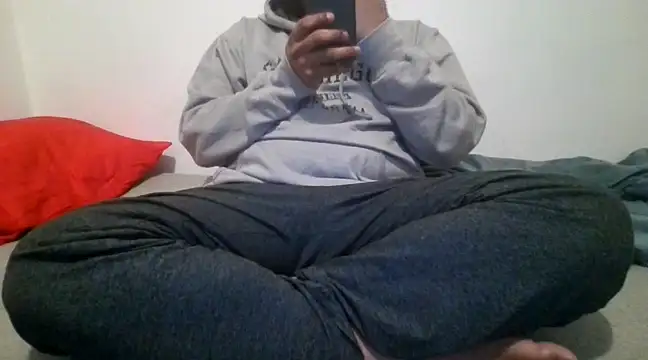 Snapshot of Indianluckyboytits chatting on December 30, 7:32 pm Indianluckyboytits online show from December 30, 7:32 pm