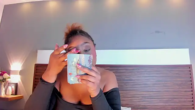 Adelehottman online show from November 1, 12:07 pm