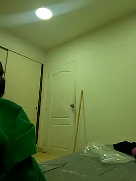 Adelehottman online show from February 19, 1:40 pm