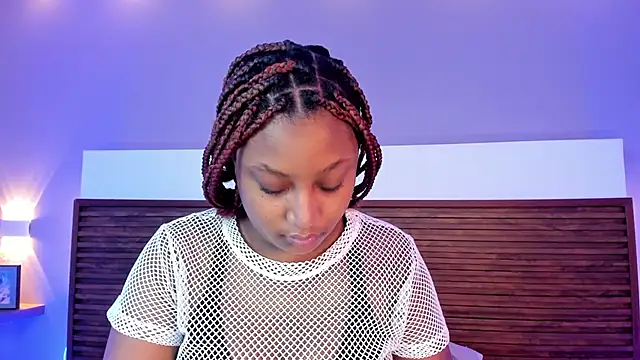 Snapshot of Adelehottman chatting on May 14, 2:57 pm Adelehottman online show from May 14, 2:57 pm