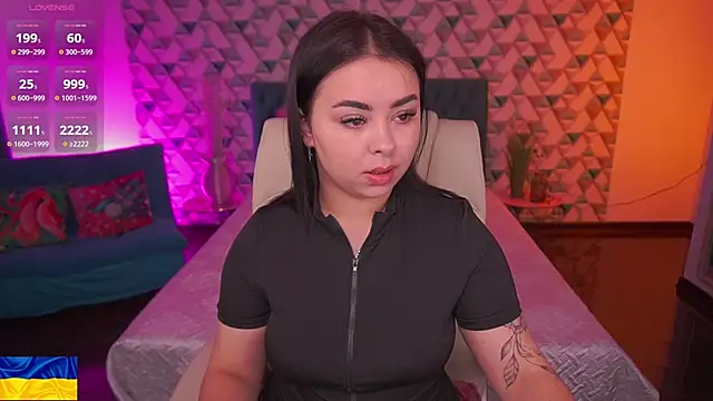 SusieWood online show from May 24, 7:52 pm